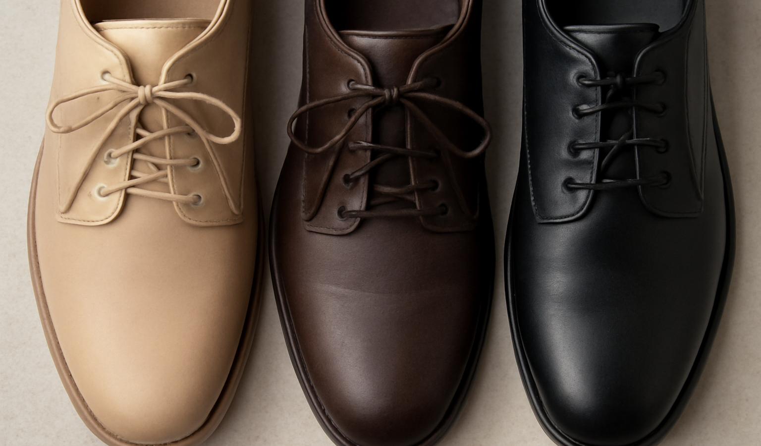 chaussures montrant differents systemes de lacage